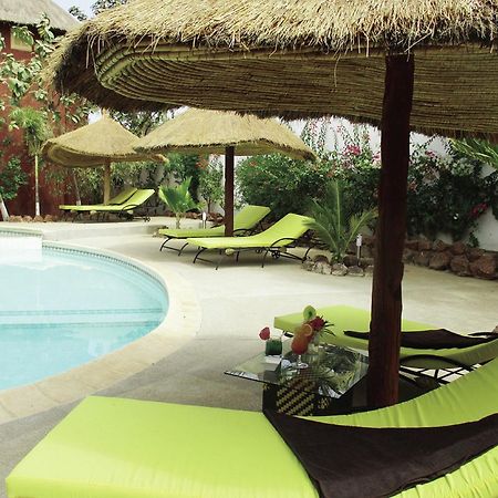 Le Lion Dort Hotel Somone Kültér fotó